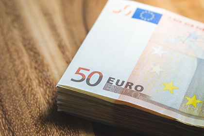 信用卡最低还款后未还部分是否构成逾期？